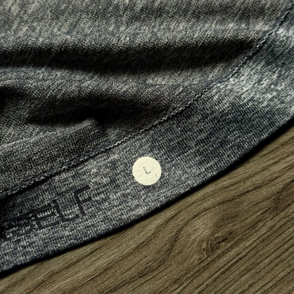 Lululemon Men's Metal Vent Muscle Shirt - Grey/Purple - Picture 5 of 6